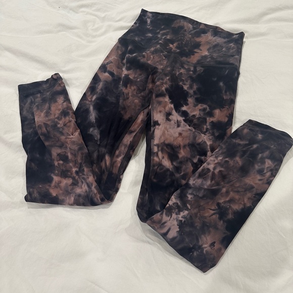 lululemon athletica Pants - Lululemon Align 25” diamond dye seashell Smokey topaz graphite grey size  4